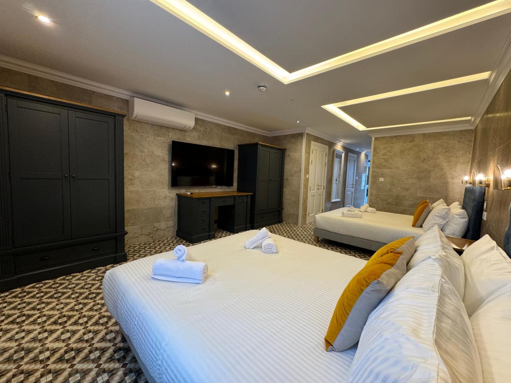 Balcony Hotel Saint Julian's Ngoại thất bức ảnh