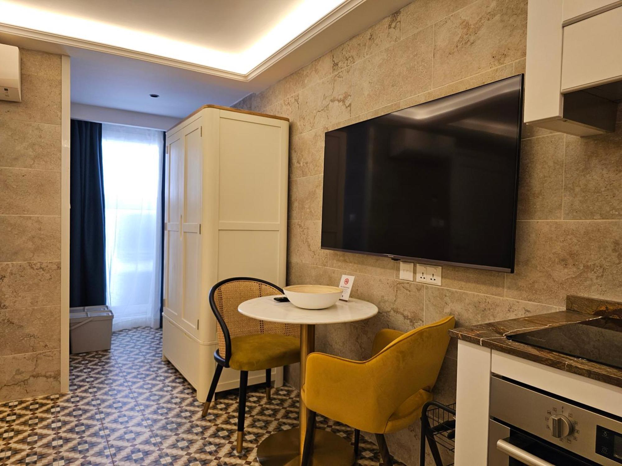 Balcony Hotel Saint Julian's Ngoại thất bức ảnh